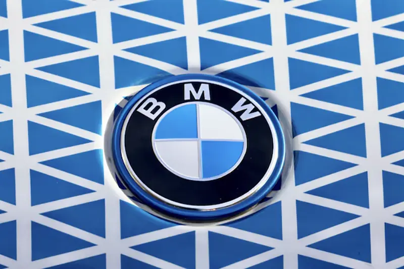 The logo of German automaker BMW is seen in Brussels, Belgium February 28, 2023. REUTERS/Yves Herman/File Photo