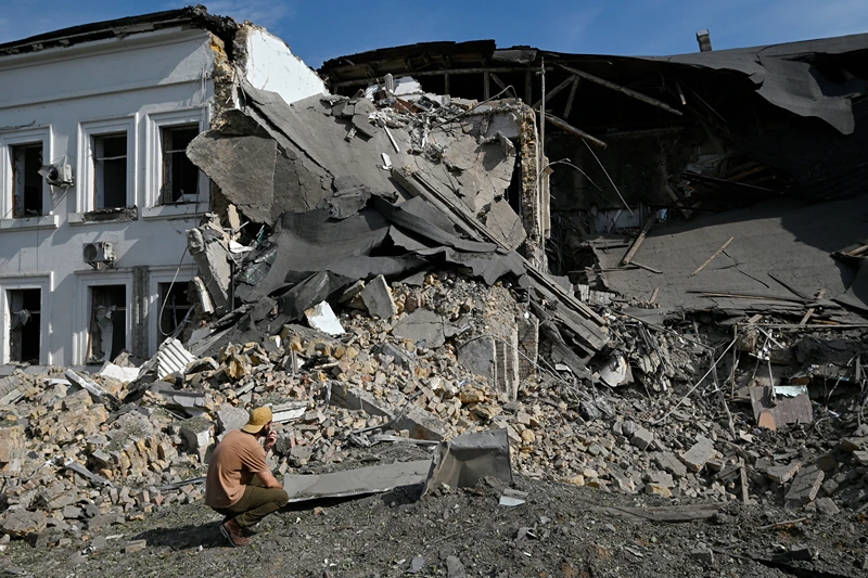 - A man examines the destruction in an office center hit by a missile attack in Kyiv on September 2, 2024, amid the Russian invasion in Ukraine. Ukraine downed 22 missiles early on September 2, 2024 that Russia fired toward Kyiv and two other region during an attack that wounded three people, authorities said. The missiles were among the 30 launched at Ukraine a few hours before Ukrainian children began a third school year under the Russian invasion. (Photo by Sergei CHUZAVKOV / AFP) (Photo by SERGEI CHUZAVKOV/AFP via Getty Images)