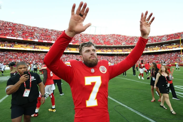 KANSAS CITY, MISSOURI - SEPTEMBER 15: Harrison Butker #7 of the Kansas City Chiefs celebrates after defeating the Cincinnati Bengals at GEHA Field at Arrowhead Stadium on September 15, 2024 in Kansas City, Missouri. (Photo by Jamie Squire/Getty Images)