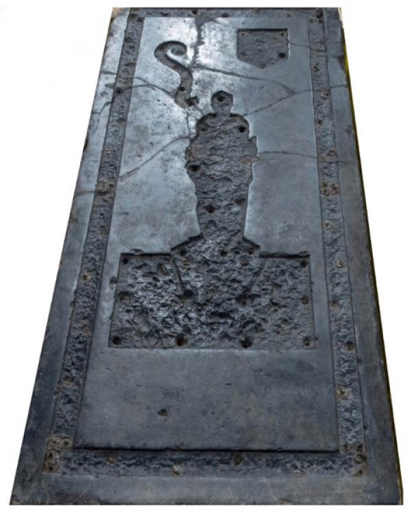 Jamestown Knight tombstone.