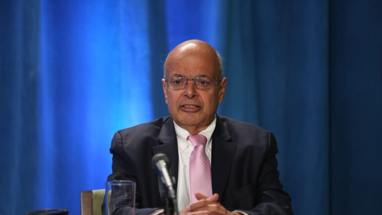 Stock Market: Ajit Jain Dumps More Than Half Of His