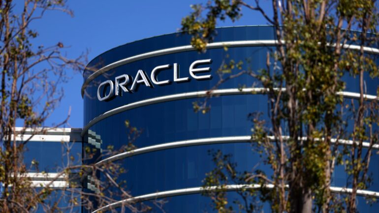 Stock Market: Oracle Designing Data Center That Would Be Powered