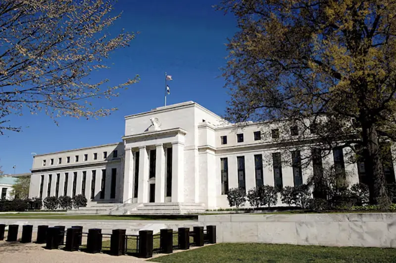 The Federal Reserve building stands in Washington April 3, 2012. REUTERS/Joshua Roberts/File Photo