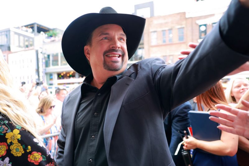 NASHVILLE, TENNESSEE - AUGUST 21: Garth Brooks attends the 17th Academy Of Country Music Honors at Ryman Auditorium on August 21, 2024 in Nashville, Tennessee. (Photo by Jason Kempin/Getty Images for ACM)