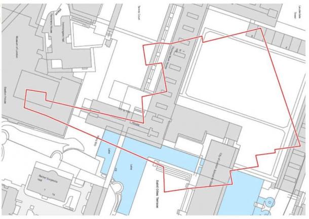 Outline of hidden Jewish cemetery overlaid on modern map of Barbican Estates. (Liebelsch/CC BY-SA 4.0)