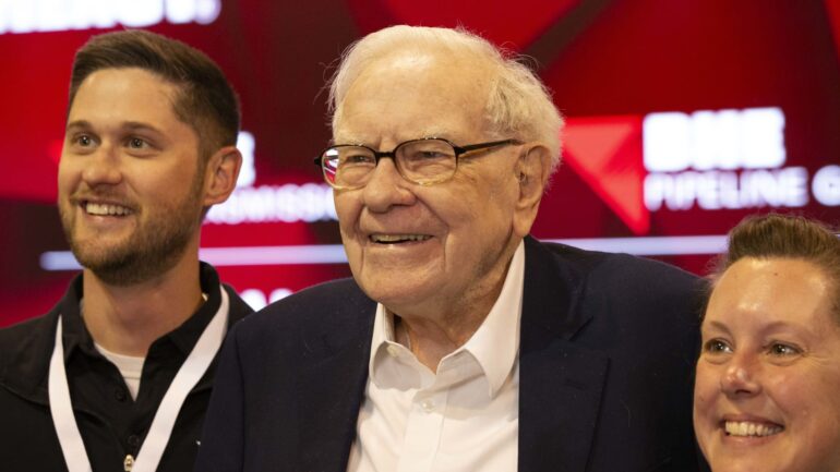 Stock Market: Warren Buffett's Berkshire Hathaway Hikes Siriusxm Stake To