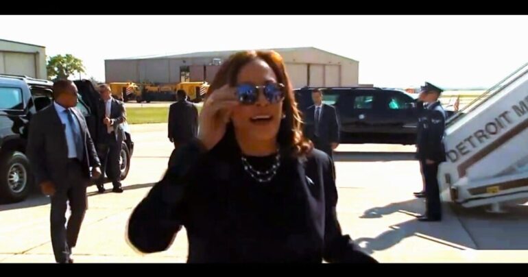 After Raising $1 Billion In Campaign Contributions, Kamala Harris Ends Campaign $20 Million In Debt! * 100PercentFedUp.com * by Noah