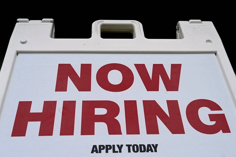 Politics: Job Market Rebounds While Mortgage Rates Defy Fed Cuts