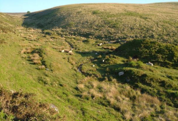 Science & Tech: More Neolithic Stone Circles Found On Dartmoor,