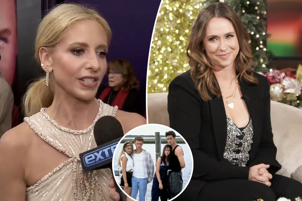 Gossip & Rumors: Sarah Michelle Gellar Sparks Jennifer Love Hewitt