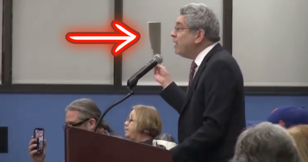 New Jersey Lawyer EJECTED From Town Council Meeting….For Holding Up The US Constitution! * 100PercentFedUp.com * by Noah