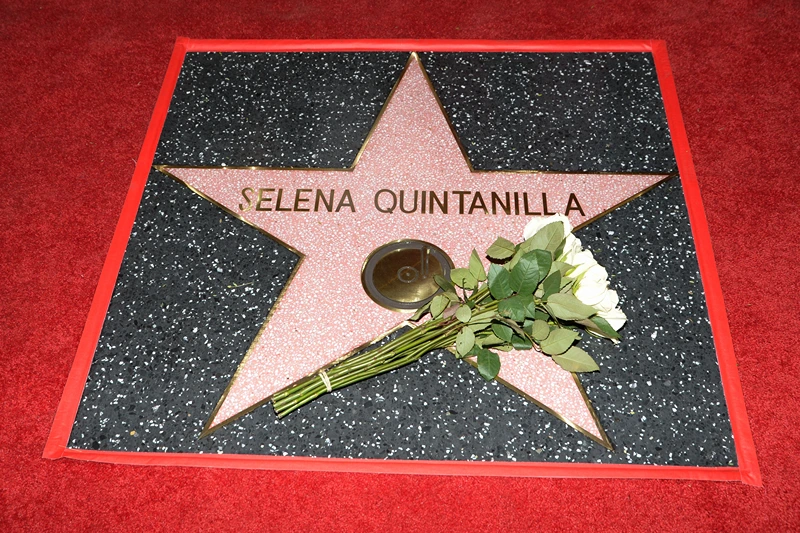 Singer Selena Quintanilla is honored posthumously with a Star on the Hollywood Walk of Fame on November 3, 2017, in Hollywood, California. / AFP PHOTO / TARA ZIEMBA (Photo credit should read TARA ZIEMBA/AFP via Getty Images)