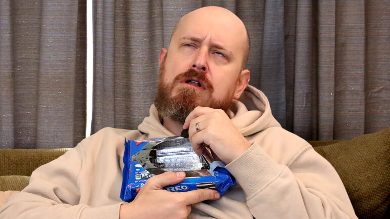 Satire News: Bloated Man Recalls Halcyon Days Of 7 Oreos