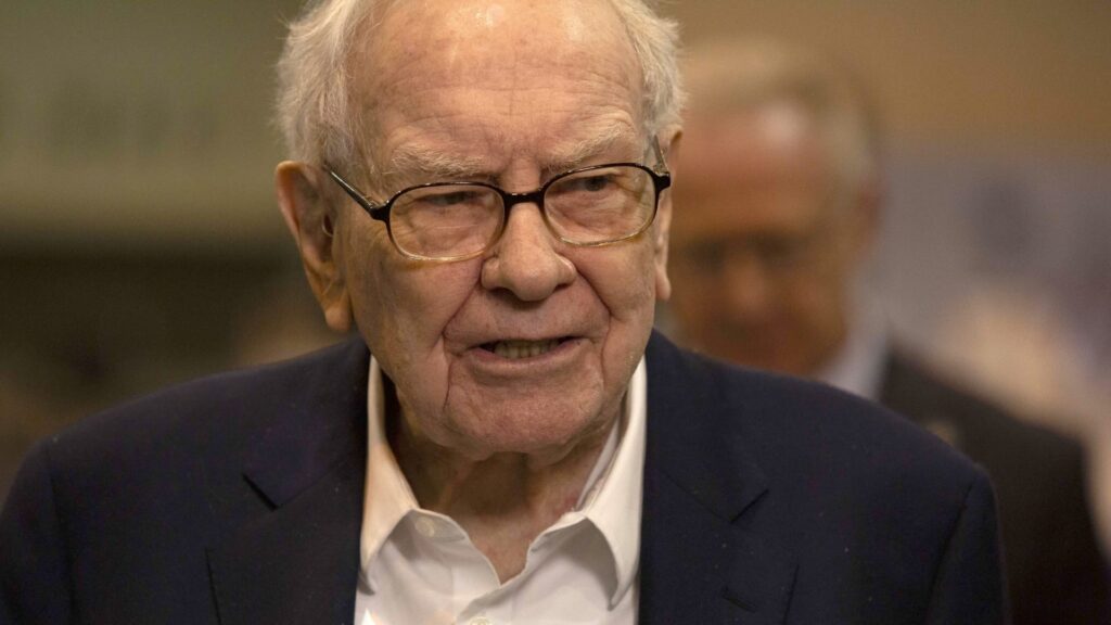 Stock Market: Warren Buffett's Berkshire Hathaway Scoops Up Occidental And