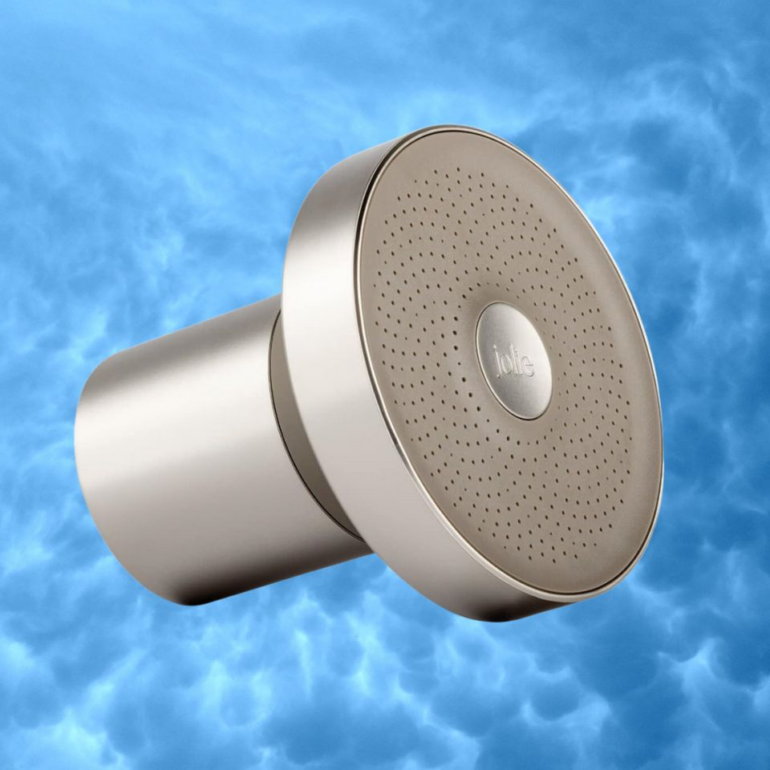 Travel & Lifestyle: The Aquasana Shower Head Filter Is Deeply