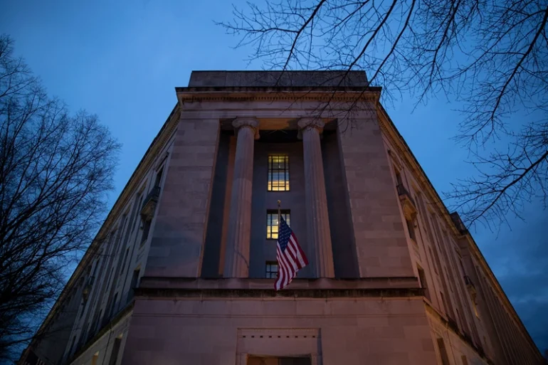 WASHINGTON, DC - MARCH 22: The Department of Justice stands in the early hours of Friday morning, March 22, 2019 in Washington, DC. It is expected that Robert Mueller will soon complete his investigation into Russian interference in the 2016 presidential election and release his report. (Photo by Drew Angerer/Getty Images)