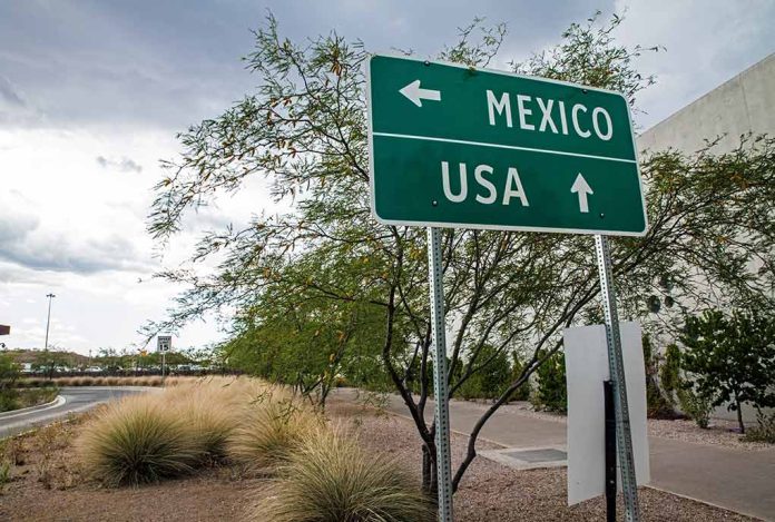 Directional sign for Mexico and USA