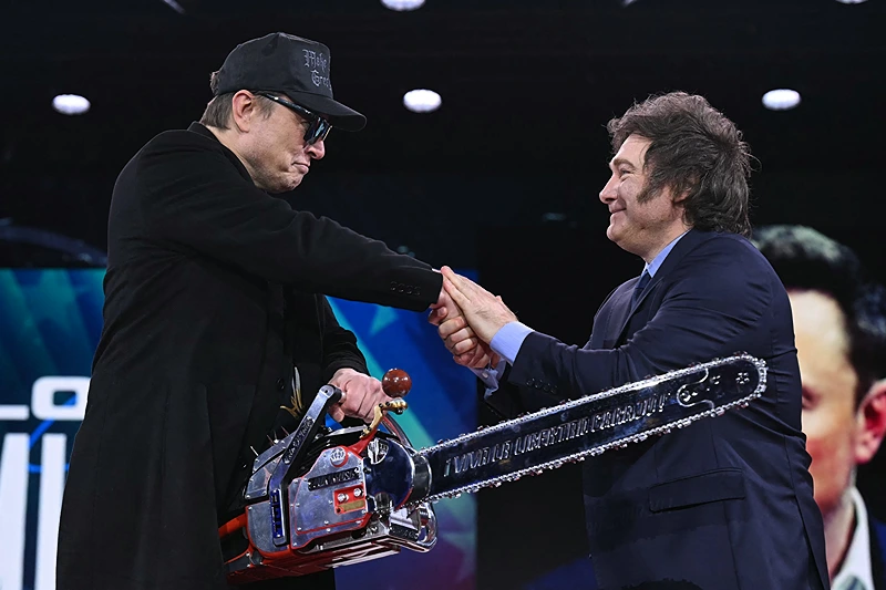 Musk Joyfully Wields His ‘Gifted Chainsaw’ Alongside Argentinian President Javier Milei – One America News Network