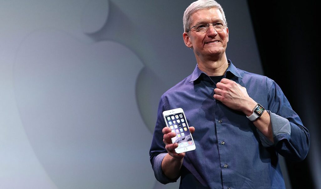 Politics: Apple Unveils Historic Investment Into United States