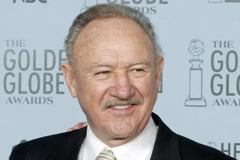 Gene Hackman poses during the 60th annual Golden Globe Awards in Beverly Hills, California, U.S. January 19, 2003. REUTERS/Andy Clark/File Photo