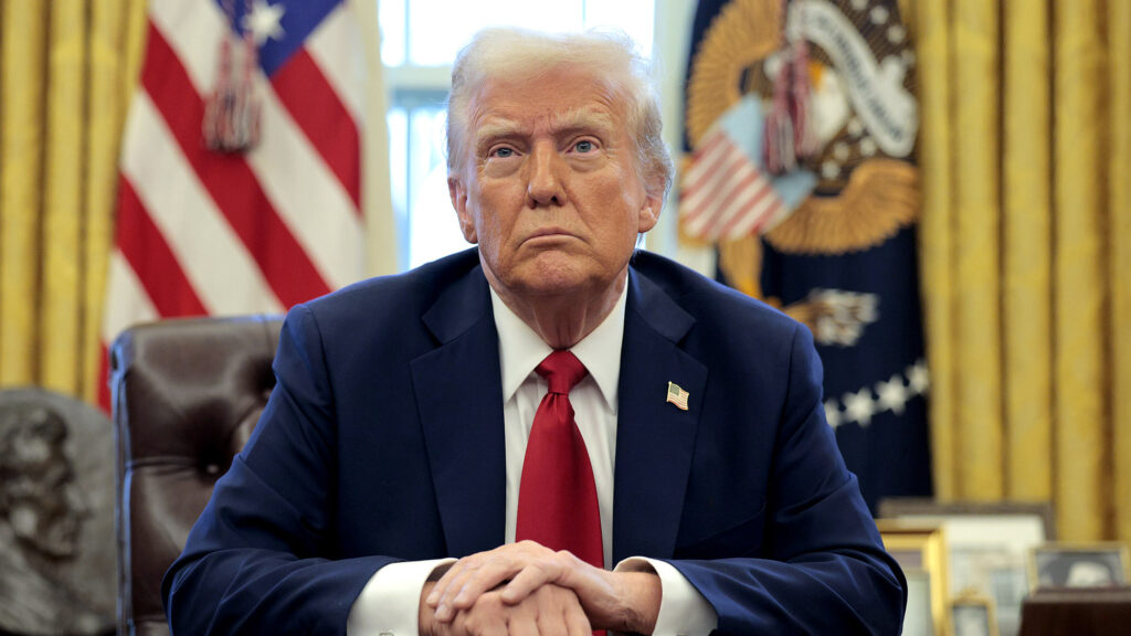 Satire news: trump boasts about strong arming trump into pausing tariffs