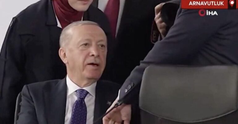 Why Are So Many World Leaders Refusing To Let Go of Macron’s Hand? * 100PercentFedUp.com * by Noah
