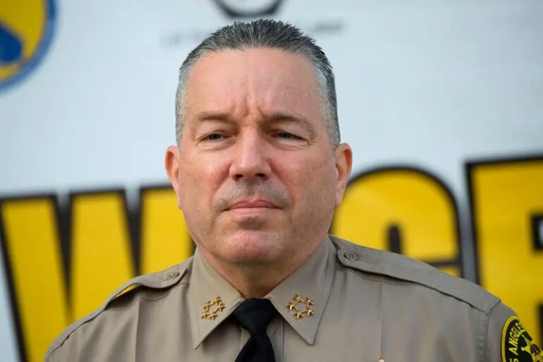 Politics: former la county sheriff alex villanueva says he’s leaving