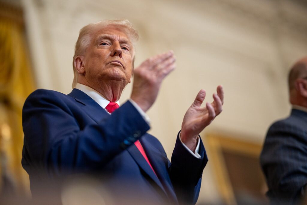 Politics: trump delaying tarrifs on eu – after president of