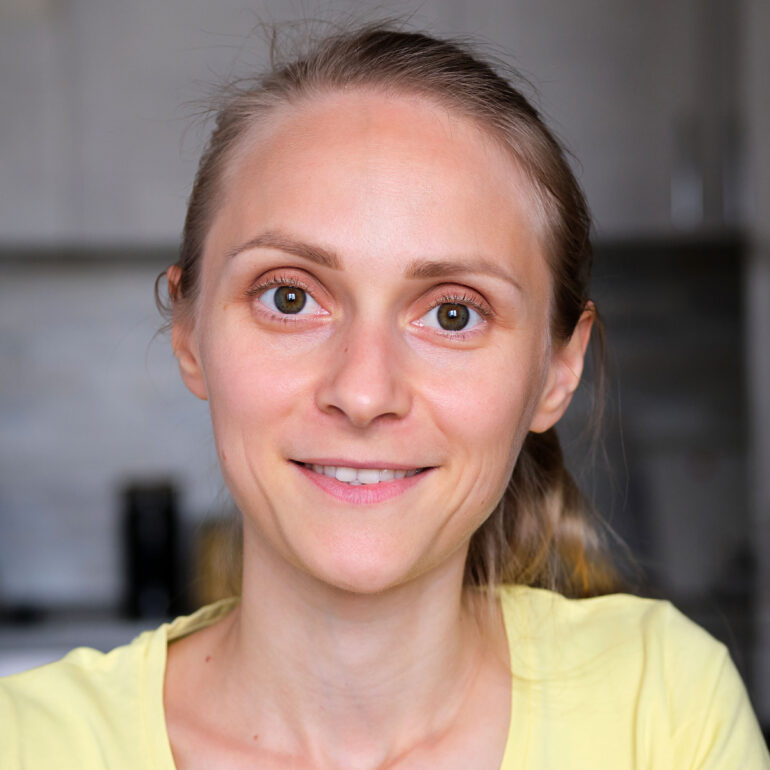 Satire news: nadia zafirovski