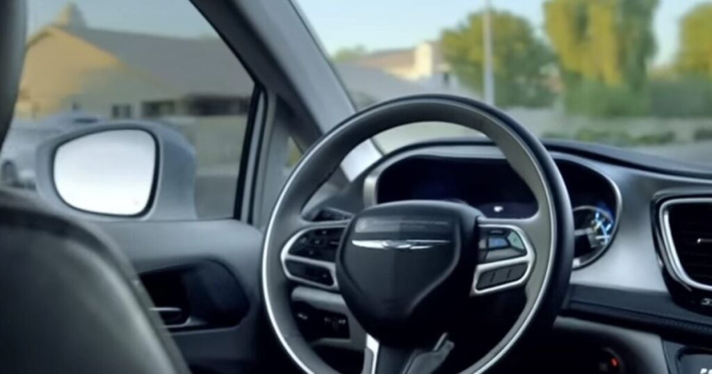 Over 1,000 Self-Driving Vehicles Recalled Due To Roadway Barrier Collisions * 100PercentFedUp.com * by Danielle