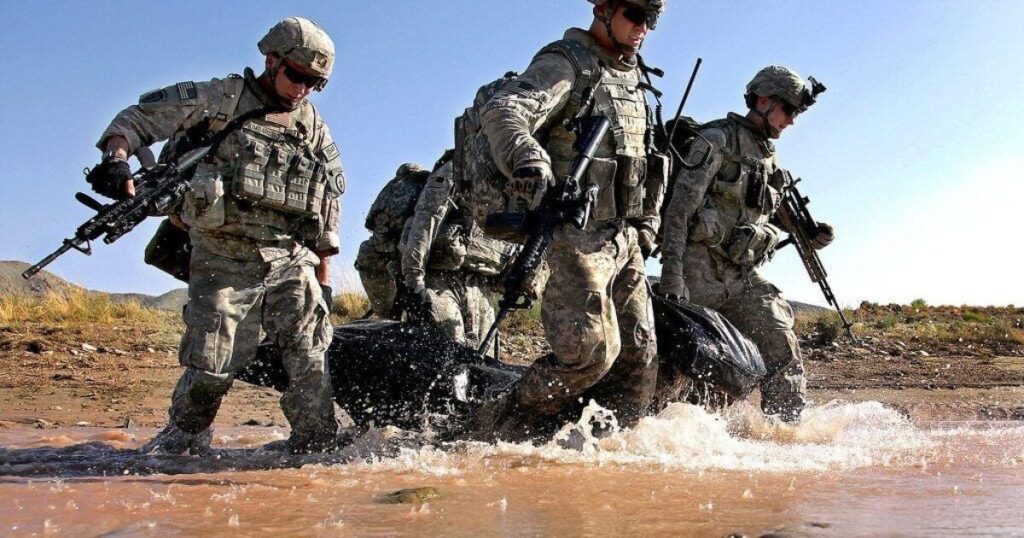 Two U.S. Army Soldiers Die While Deployed To Middle East * 100PercentFedUp.com * by Danielle