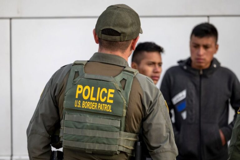 Politics: border patrol allowed zero illegal aliens into the u.s.
