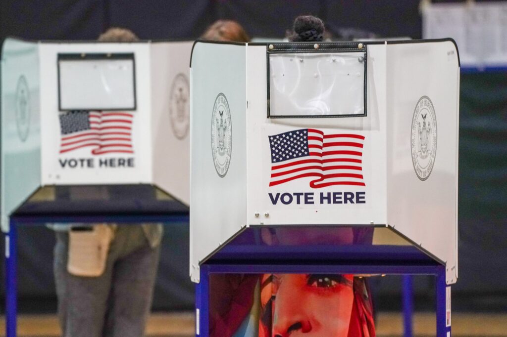 Politics: campaign finance board's voter guide fiasco errors are no laughing