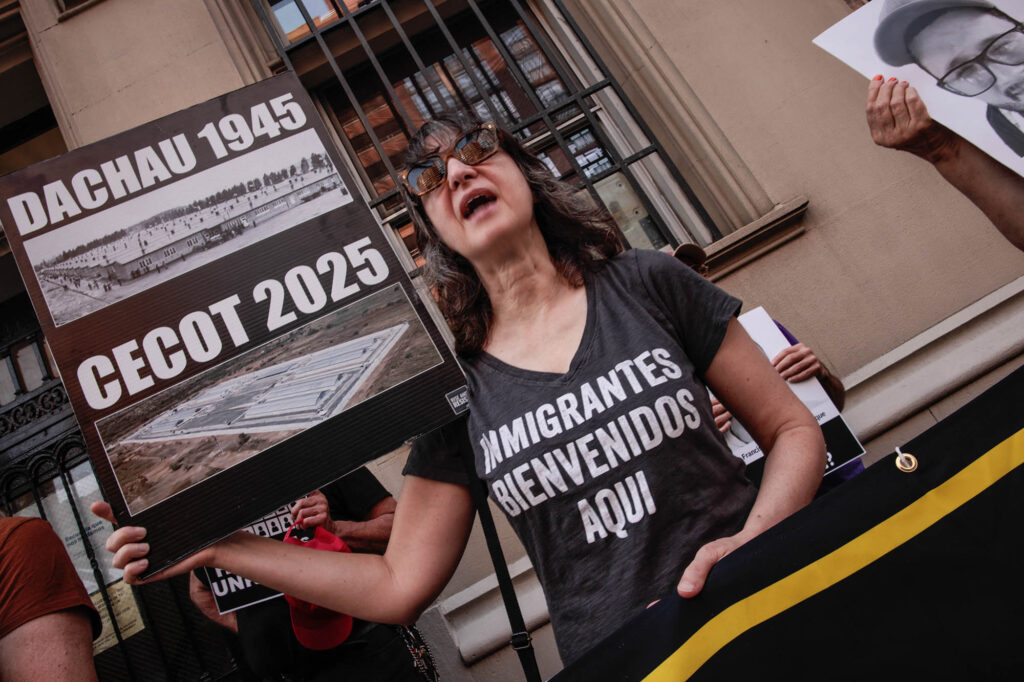 Politics: lefties furious at the 'indignity' of deporting illegal migrants