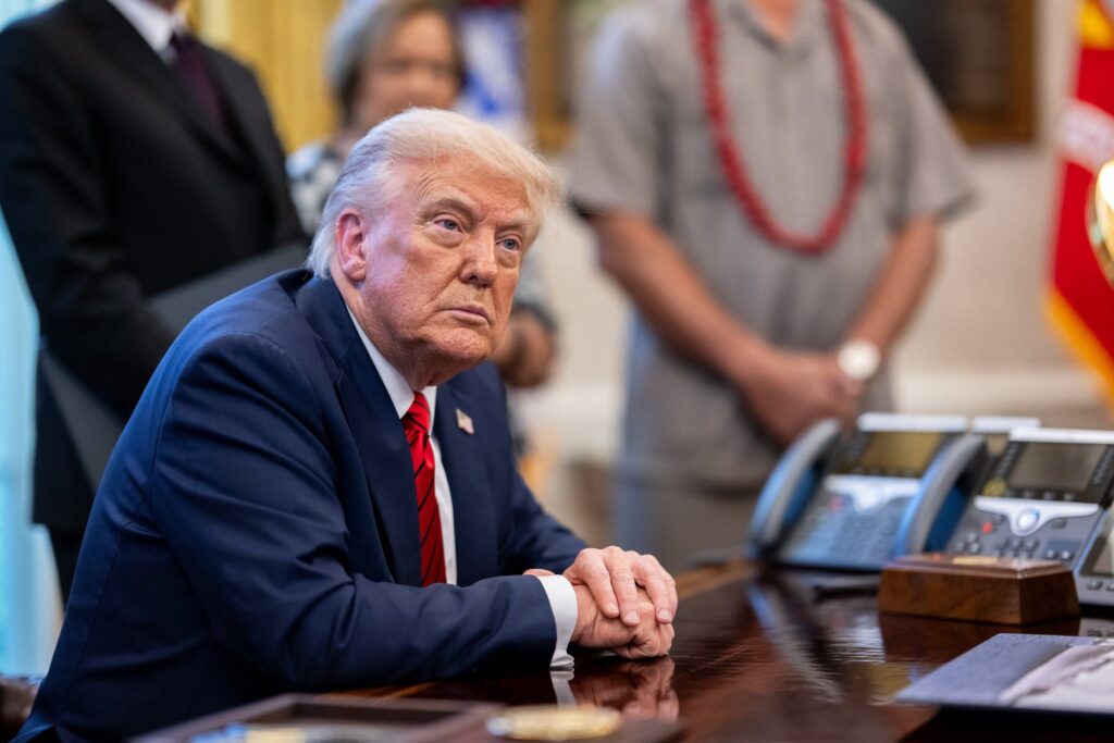 Politics: “this is fake news” – white house blasts cnn