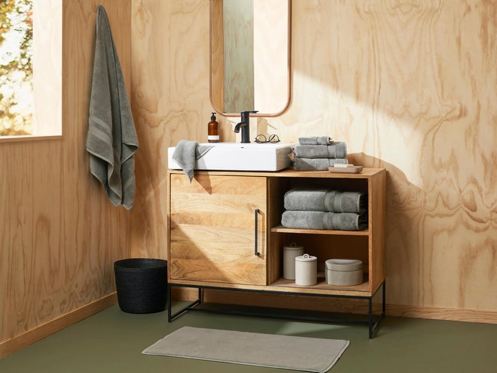The towels are thick, soft, absorbent and come in stunning earthy colors like this moss green.