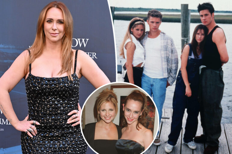Gossip & rumors: jennifer love hewitt slams sarah michelle gellar