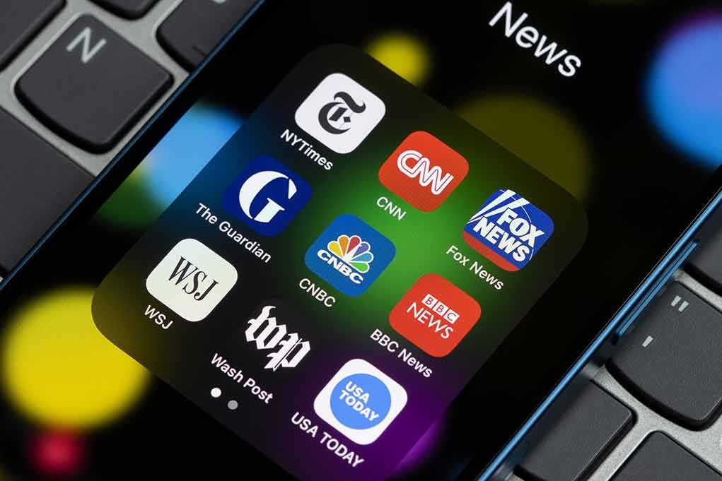 News app icons on a smartphone screen