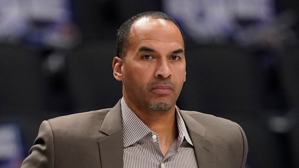 Satire news: mavericks gm trades away all of team’s basketballs