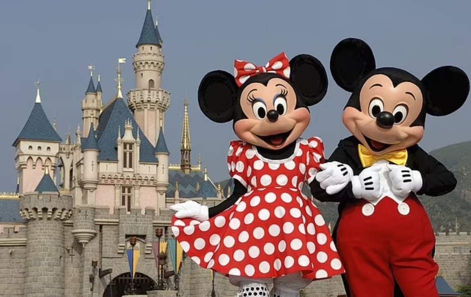 Politics: disney leadership is looking for new ip’s and pitches