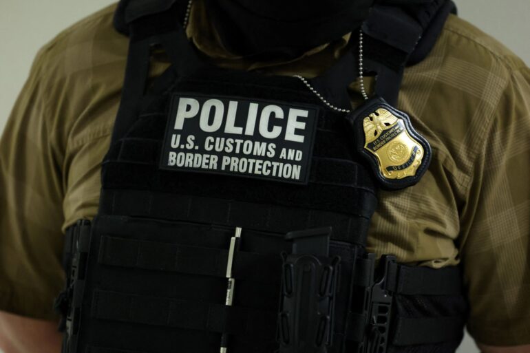 Politics: donald trump doesn't have to deport 10 million illegals