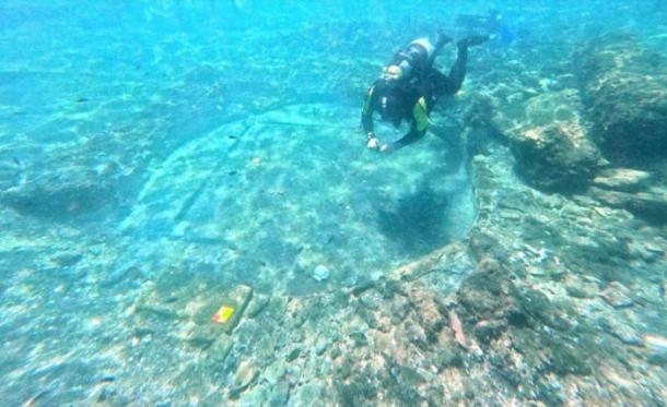 Underwater archaeological site showing Roman ruins beneath the waters of Baiae