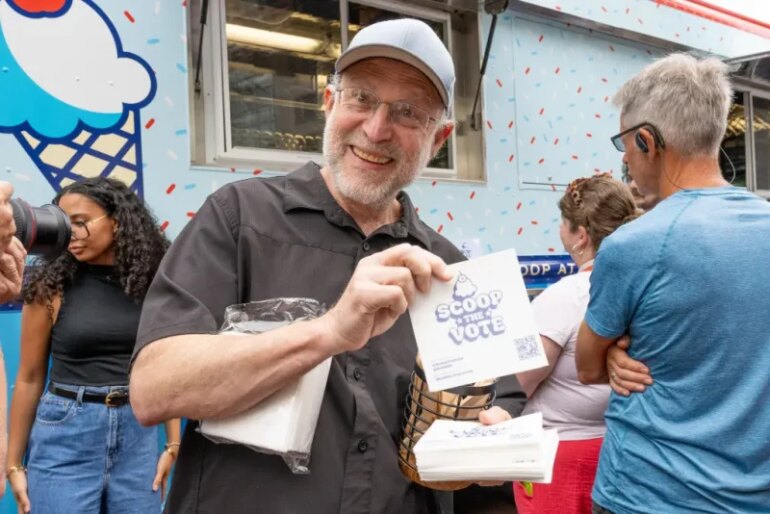PHILADELPHIA, PENNSYLVANIA - SEPTEMBER 16: Jerry Greenfield, co-founder of Ben & Jerry’s, partnered with MoveOn to hand out free ice cream at Franklin Square in Philadelphia during their Scoop The Vote tour to get-out-the-vote for Vice President Kamala Harris and Democrats down the ballot. on September 16, 2024 in Philadelphia, Pennsylvania. (Photo by Lisa Lake/Getty Images for MoveOn)