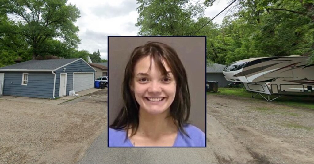 Politics: ‘like splitting wood’: woman used hatchet to try and