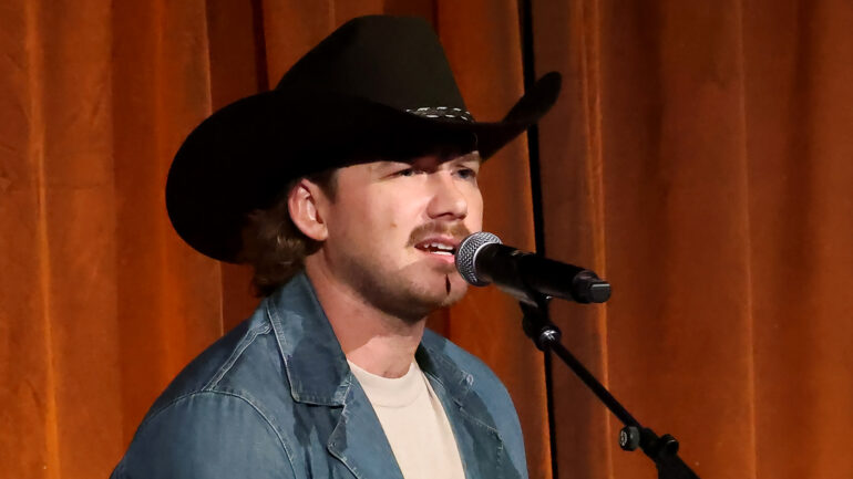 Satire news: morgan wallen issues apology after genealogy report reveals