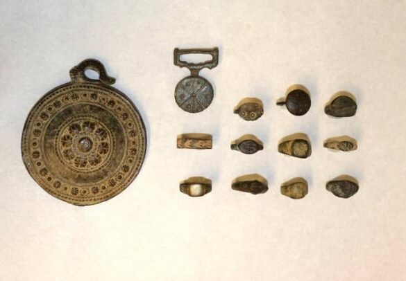 Medieval ring artifacts found in the thrift shop in B.C., Canada.