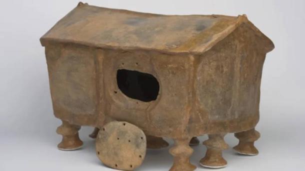 The house urn from Bożepole Wielkie after conservation.