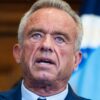 Travel & lifestyle: more than 1,000 health workers demand rfk