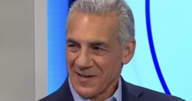 Democrat Councilman Endorses Republican Gubernatorial Candidate, To Switch Parties * 100PercentFedUp.com * by Danielle