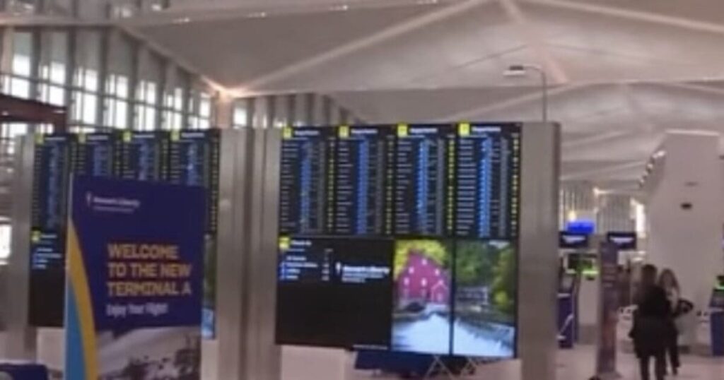 Flights HALTED At Major Airport Amid Government Shutdown * 100PercentFedUp.com * by Danielle